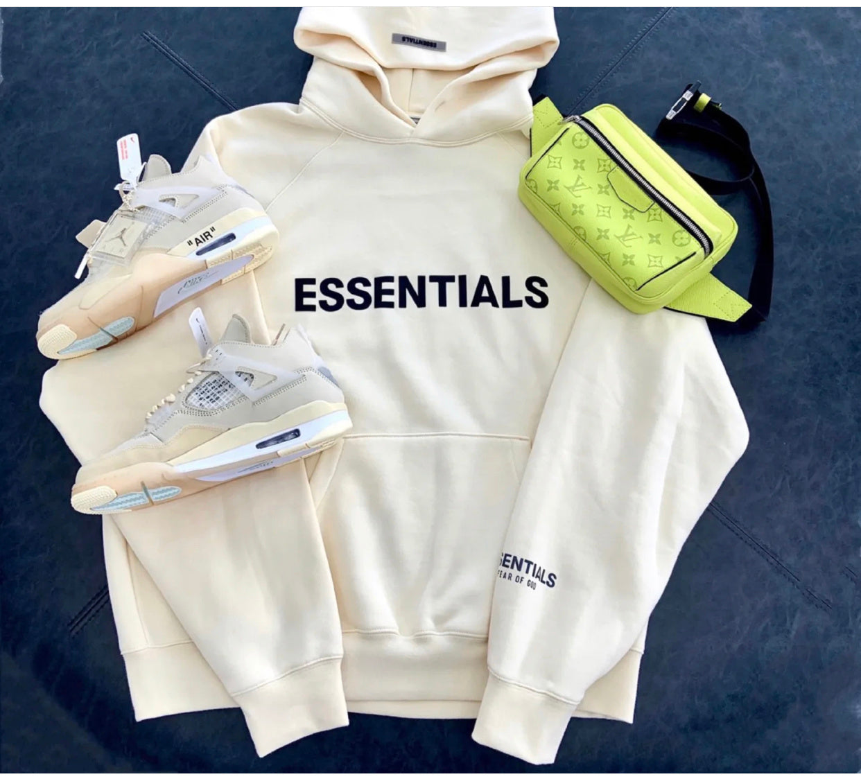 ESSENTIAL KIT COMBO LIMITED  EDITION