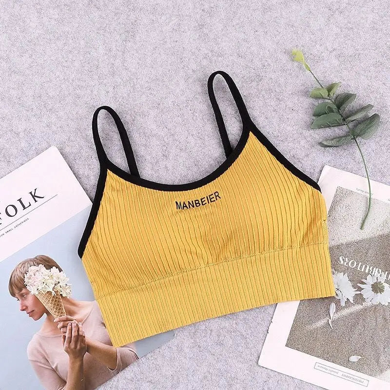 Soft Seamless Sports Bra – Comfortable Stretch Crop Top (Free Size)