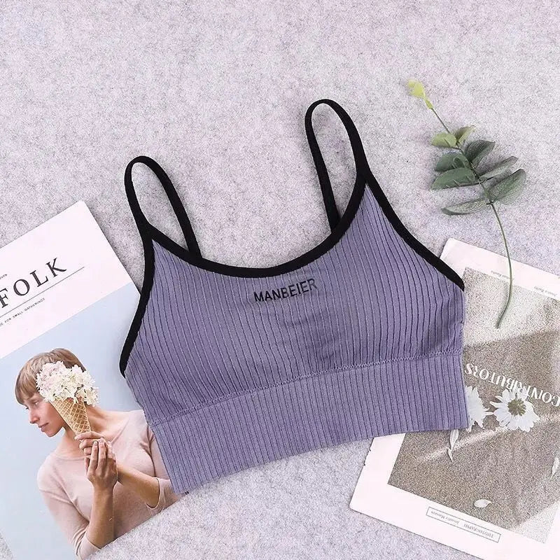 Soft Seamless Sports Bra – Comfortable Stretch Crop Top (Free Size)