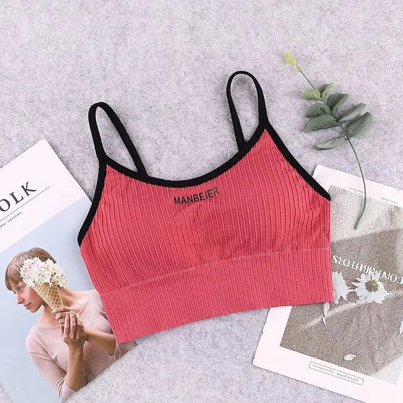 Soft Seamless Sports Bra – Comfortable Stretch Crop Top (Free Size)