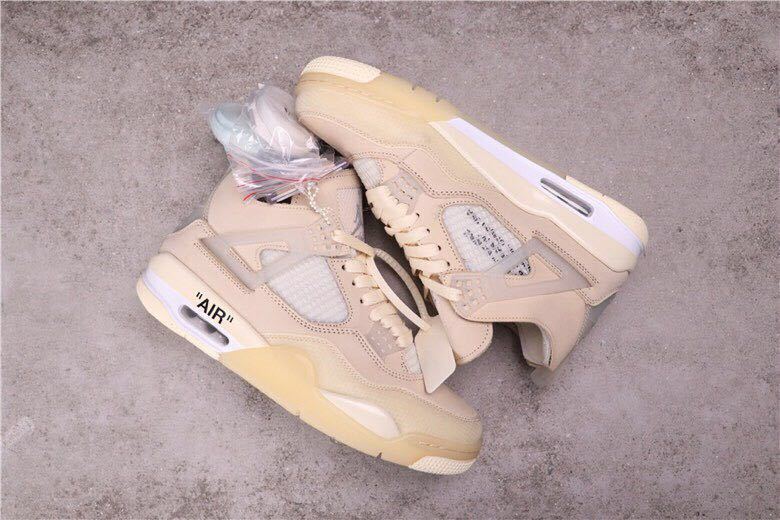 ESSENTIAL KIT COMBO LIMITED  EDITION